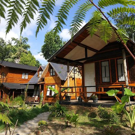 Canyon Jungle Stay Bukittinggi Exteriör bild