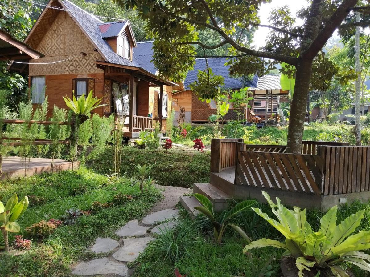 Canyon Jungle Stay Bukittinggi Exteriör bild