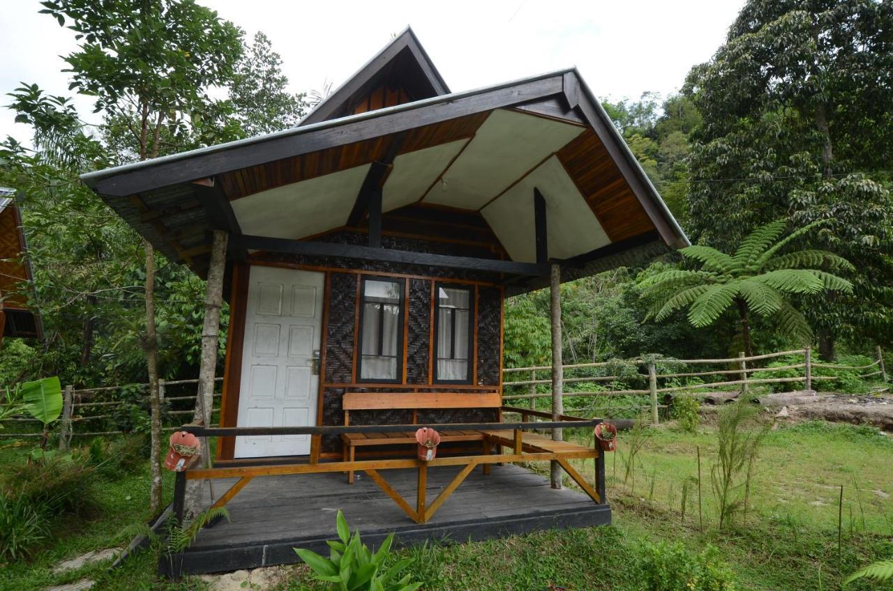 Canyon Jungle Stay Bukittinggi Exteriör bild
